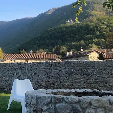 بيت ريفي Al Castello