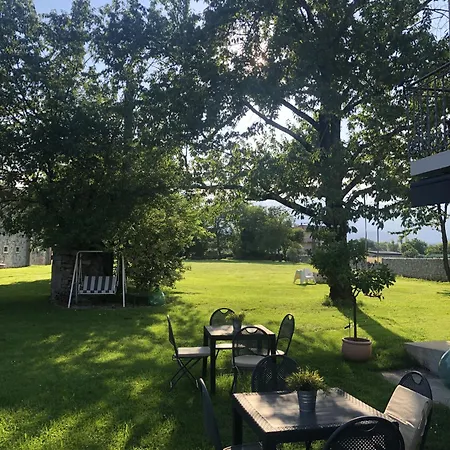 Al Castello بيت ريفي Travesio