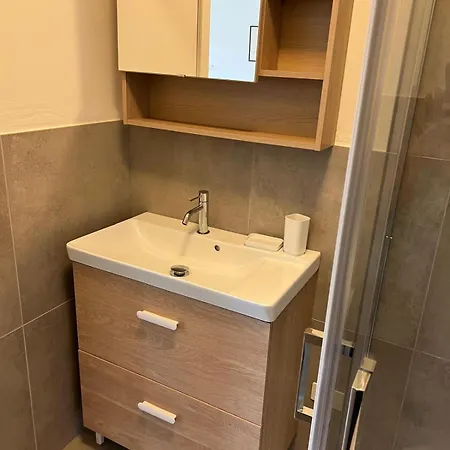 Al Castello بيت ريفي